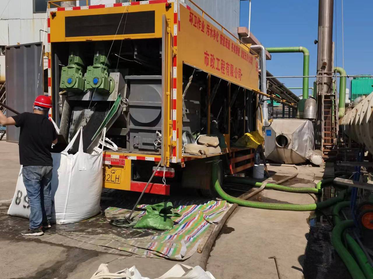 永川淤泥压干处理